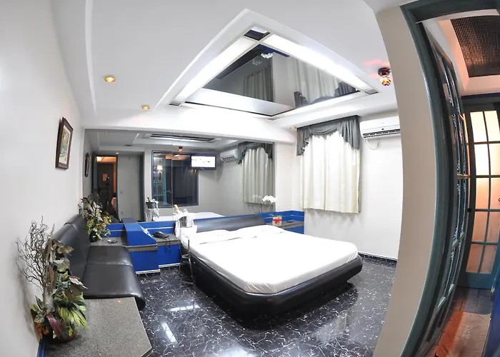 Hotel Fenix (Adults Only)